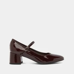 Babies à talons