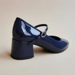 Babies à talons