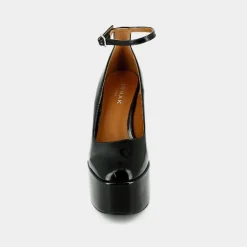 Babies à talons