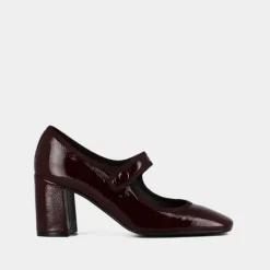 Babies à talons et brides épaisses
