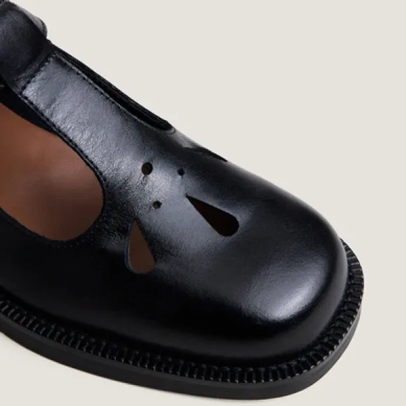 Ballerines à boucles ajustables