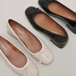 Ballerines à bouts carrés