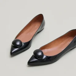 Ballerines à bouts pointus et billes