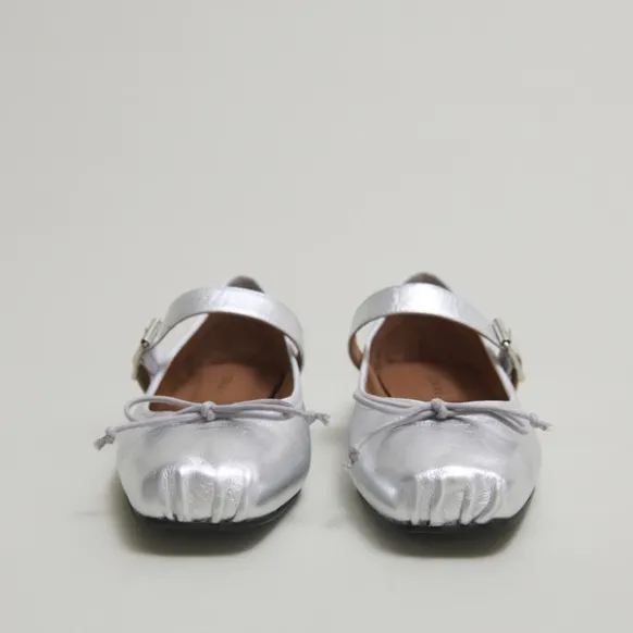 Ballerines à brides