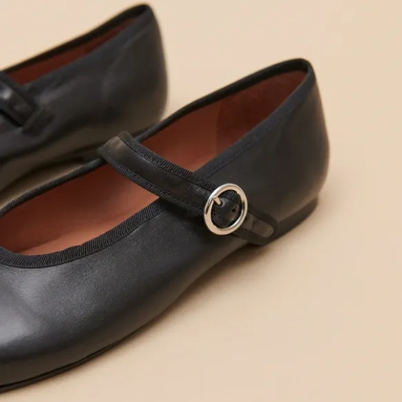 Ballerines à brides et boucles ajustantes