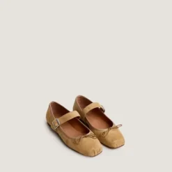 Ballerines à brides et lacets