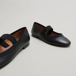 Ballerines à lanières