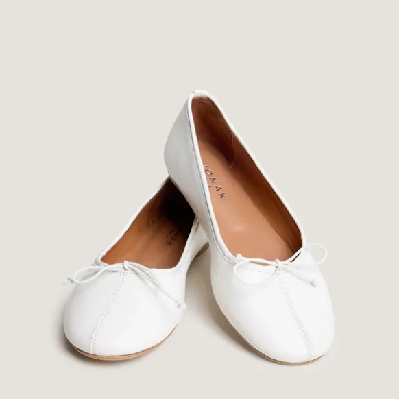 Ballerines à petits lacets