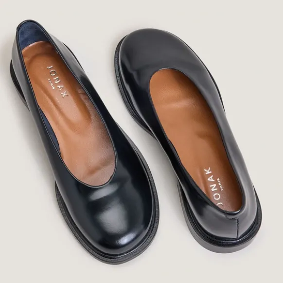 Ballerines à petits talons et bouts ronds