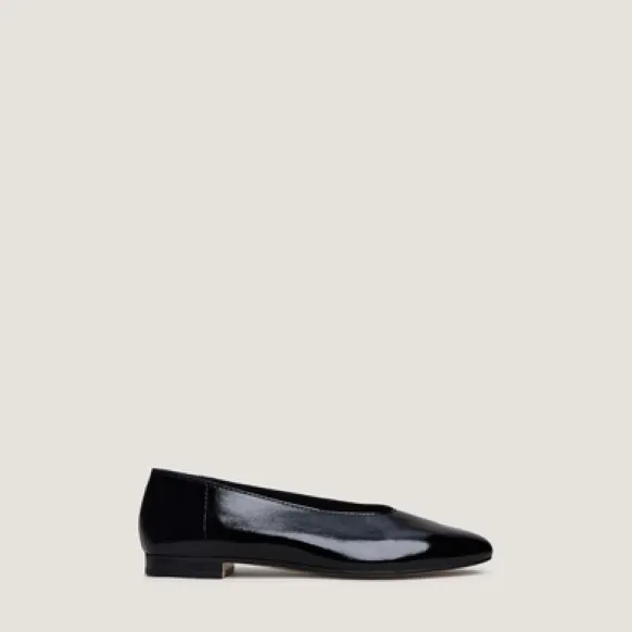 Ballerines à petits talons et bouts ronds