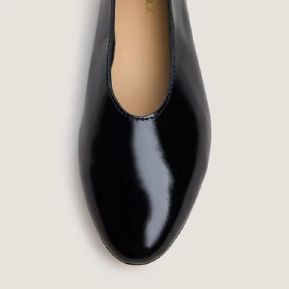 Ballerines à petits talons et bouts ronds
