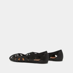 Ballerines ajourées en croûte