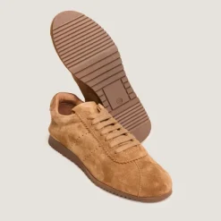 Baskets à lacets