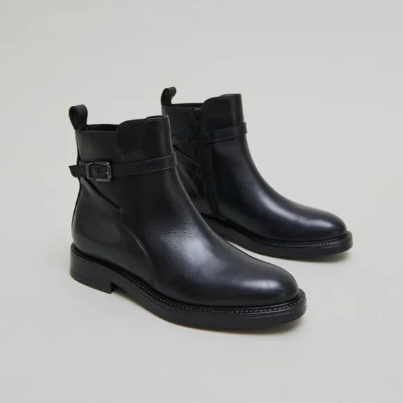 Boots à boucles