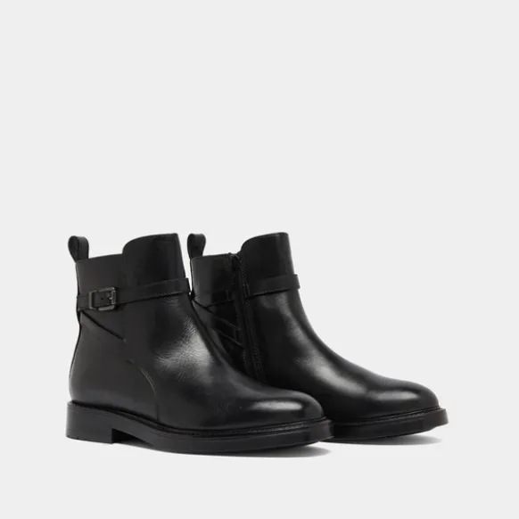 Boots à boucles