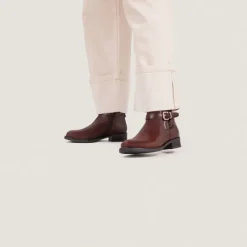 Boots à boucles