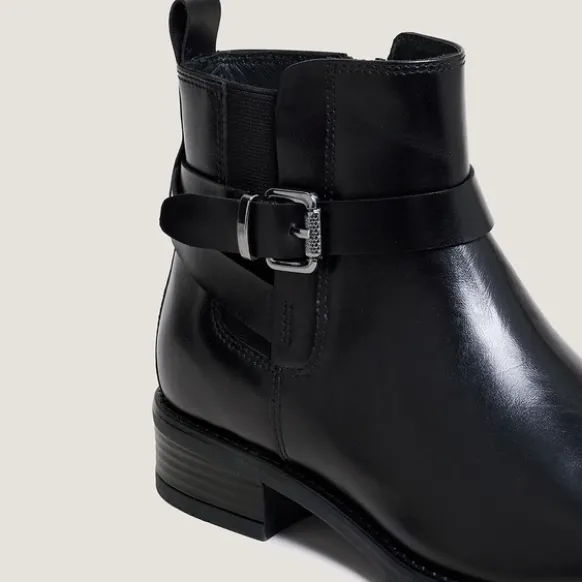 Boots à boucles