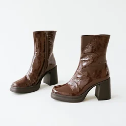 Boots à bouts carrés et plateformes