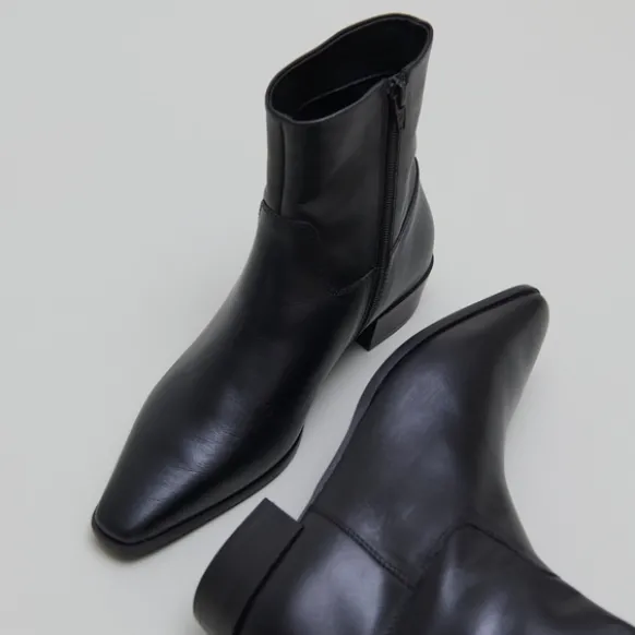 Boots à bouts pointus