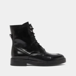 Boots à lacets