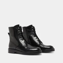 Boots à lacets