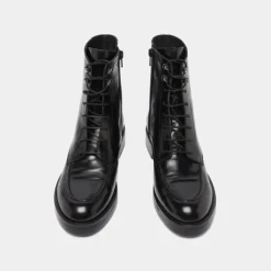 Boots à lacets