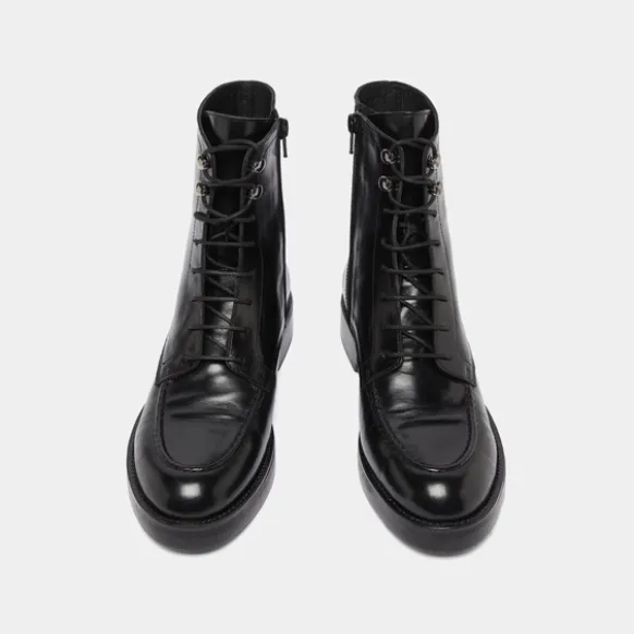 Boots à lacets