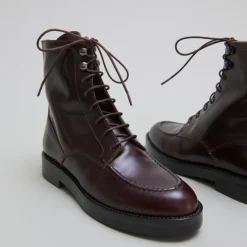 Boots à lacets