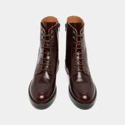Boots à lacets