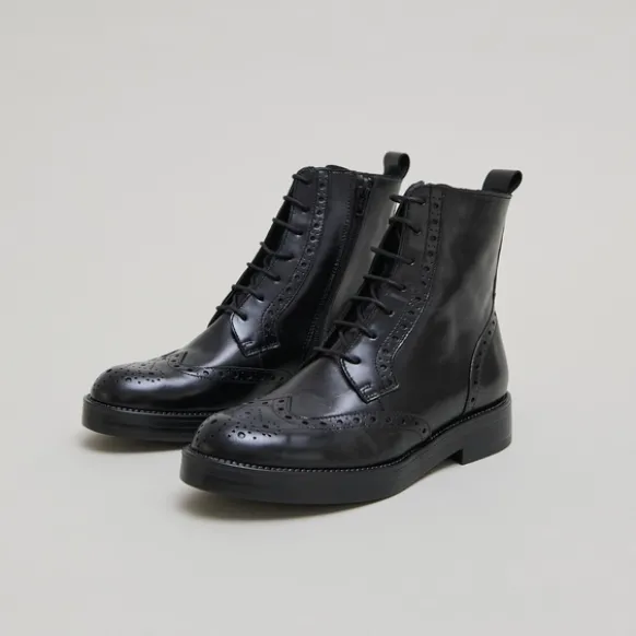Boots à lacets