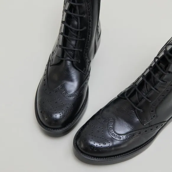 Boots à lacets