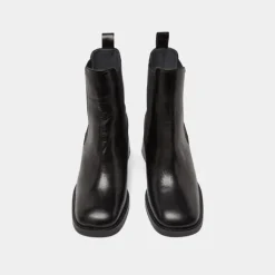 Boots à élastiques et talons épais