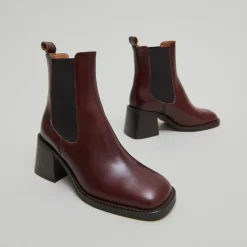 Boots à élastiques et talons épais