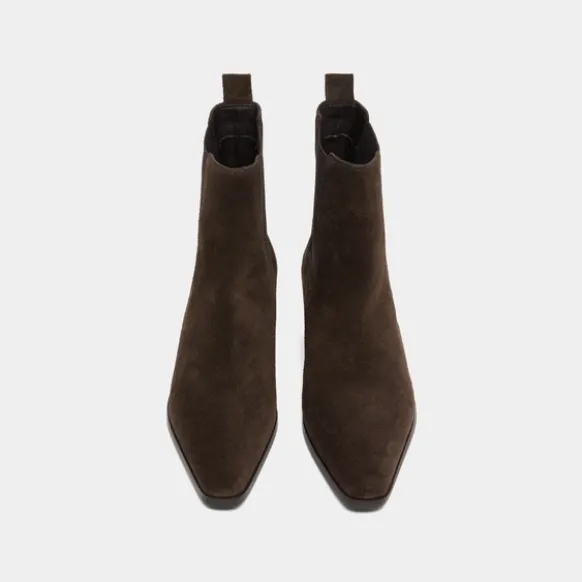 Boots à légers talons biseautés et bouts pointus