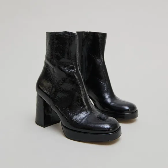 Boots à plateformes et bouts carrés