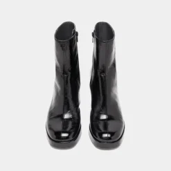 Boots à plateformes et bouts carrés