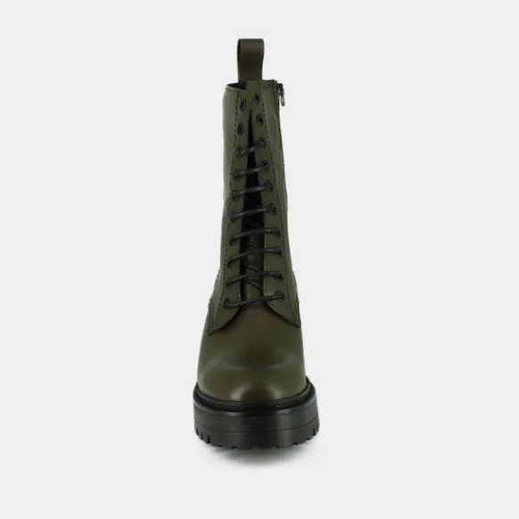 Boots à plateformes et lacets