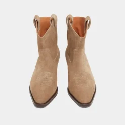 Boots à talons biseautés