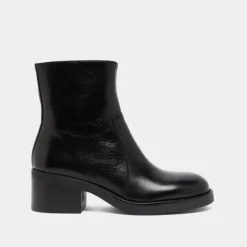 Boots à talons droits