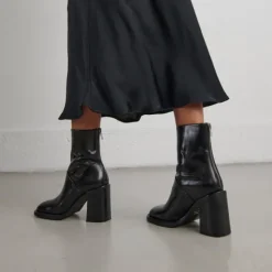 Boots à talons hauts