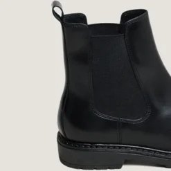 Boots Chelsea