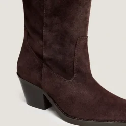 Bottes à bouts pointus