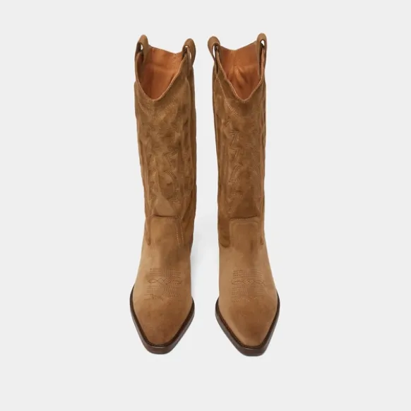 Bottes à bouts pointus et surpiqures apparentes