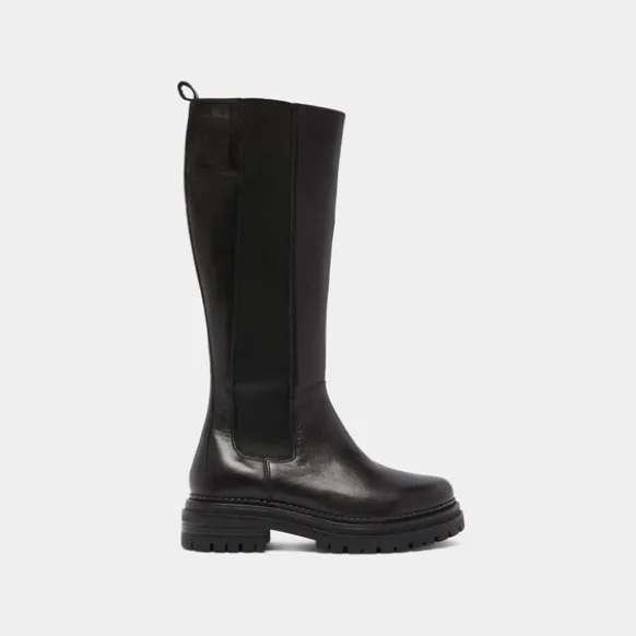 Bottes à bouts ronds et semelles crantée...