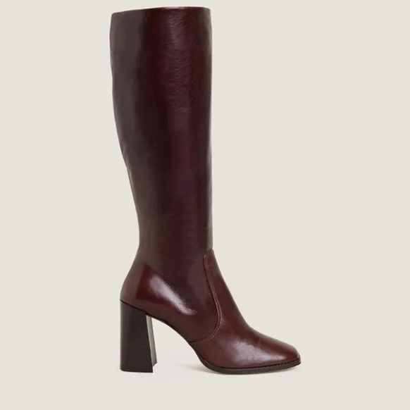 Bottes à hauts talons
