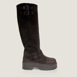 Bottes à sangles et semelles crantées
