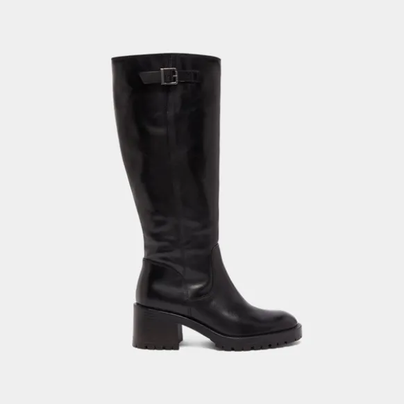 Bottes à semelles crantées