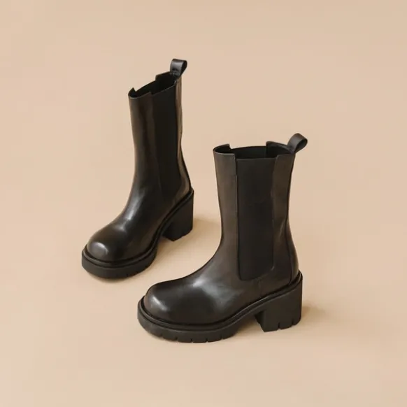 Bottes à semelles crantées et élastiques