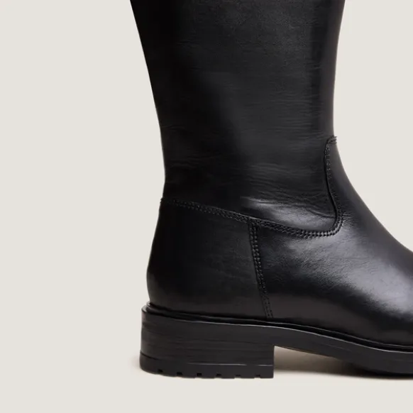 Bottes à talons crantés