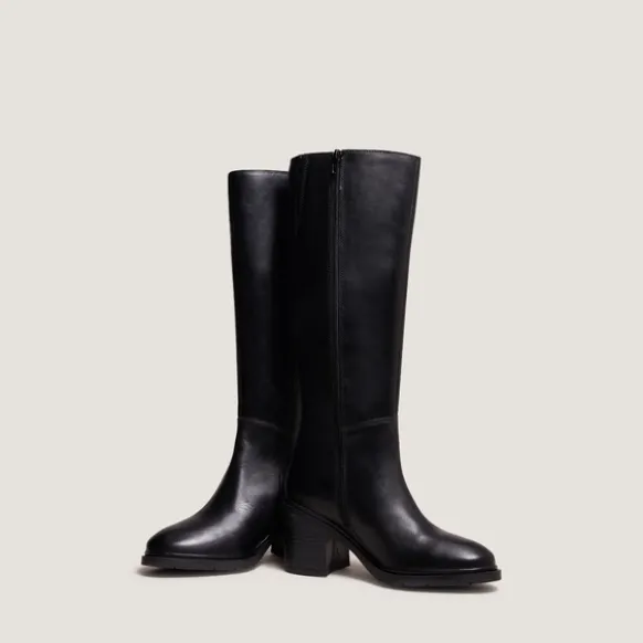 Bottes à talons et à bouts ronds